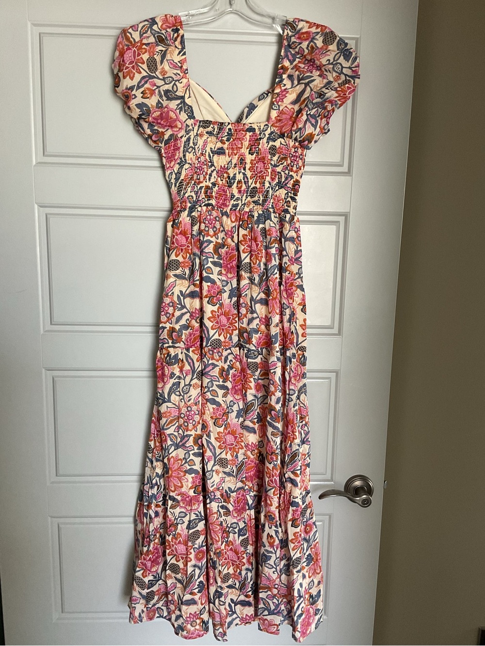 Romantic Escape Floral Dress - Picture 4 of 7